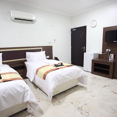 Almanzel Hotel Apartments Maszkat Kültér fotó