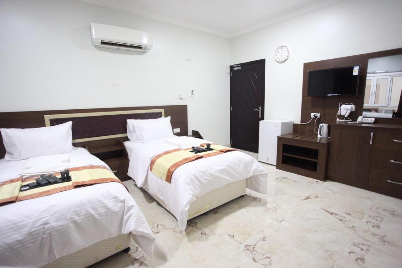 Almanzel Hotel Apartments Maszkat Kültér fotó