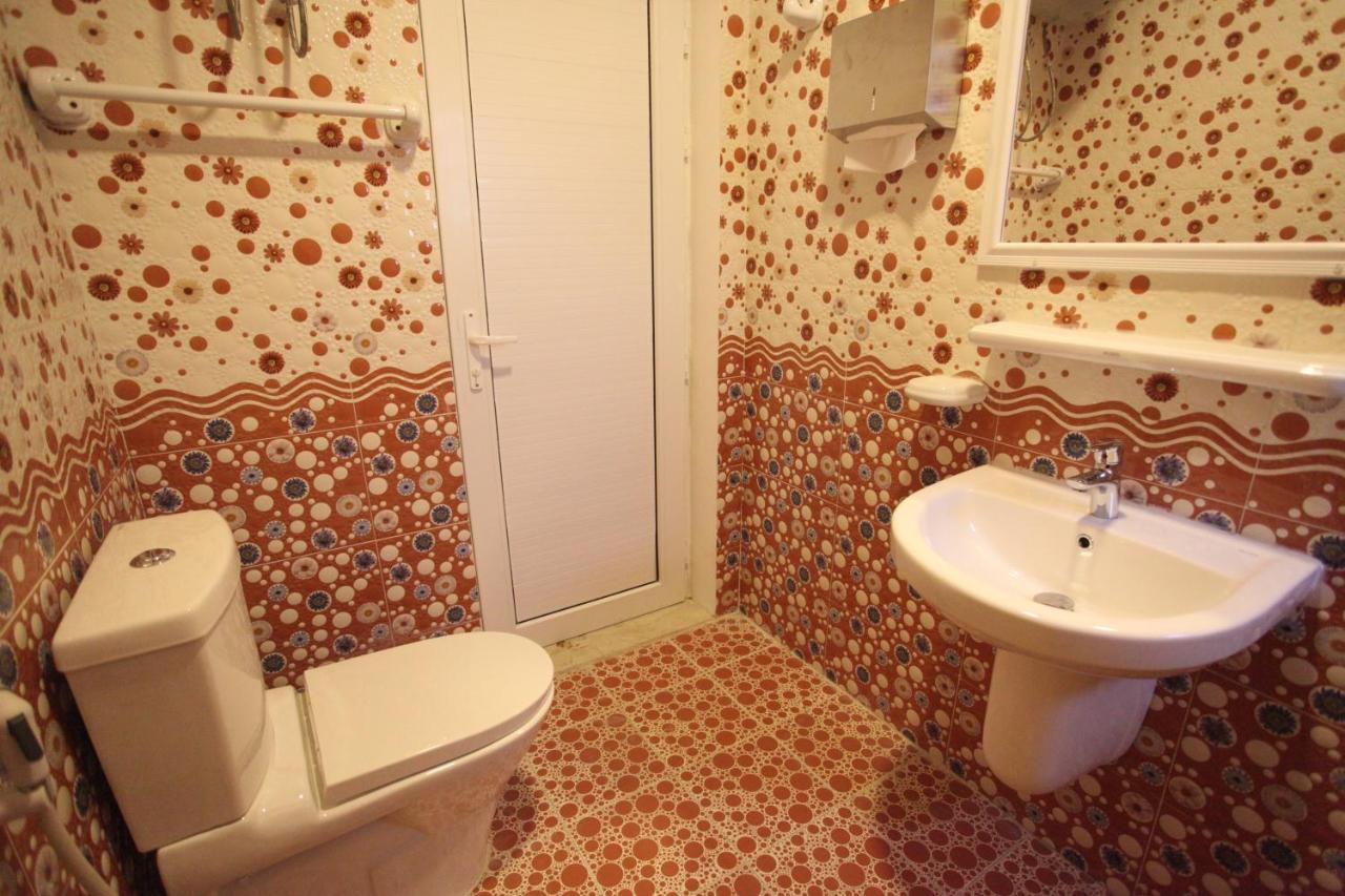 Almanzel Hotel Apartments Maszkat Kültér fotó